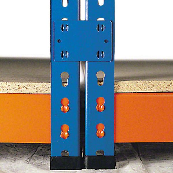União entre módulos para estantes para cargas médias e leves